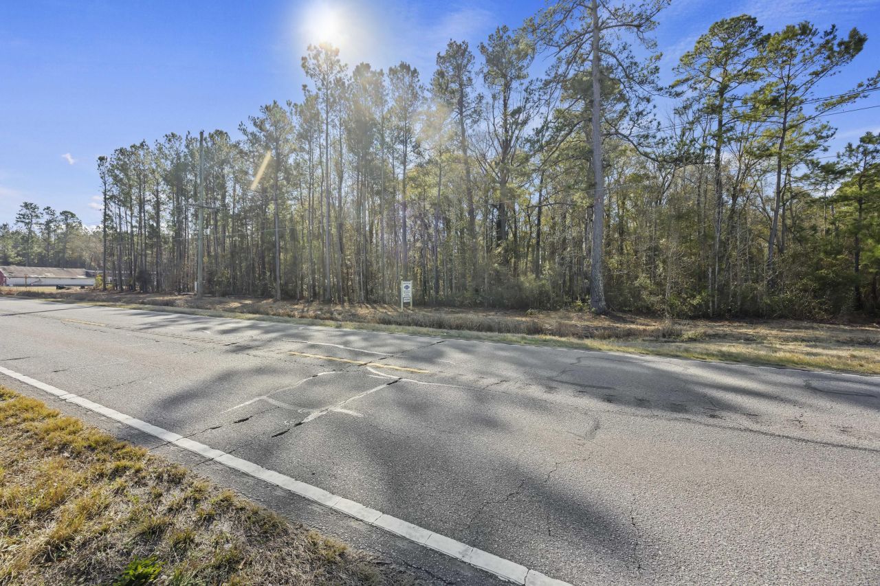 123 State Road Photo 12