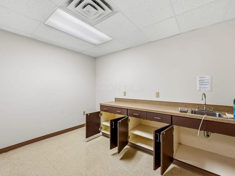 412 E River Street, Elyria, OH 44035 Photo 105