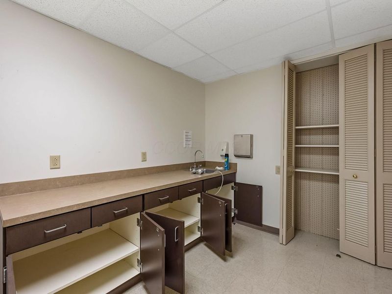 412 E River Street, Elyria, OH 44035 Photo 106