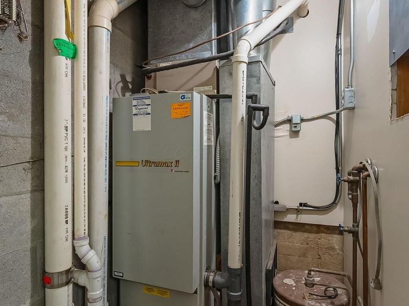 412 E River Street, Elyria, OH 44035 Photo 113