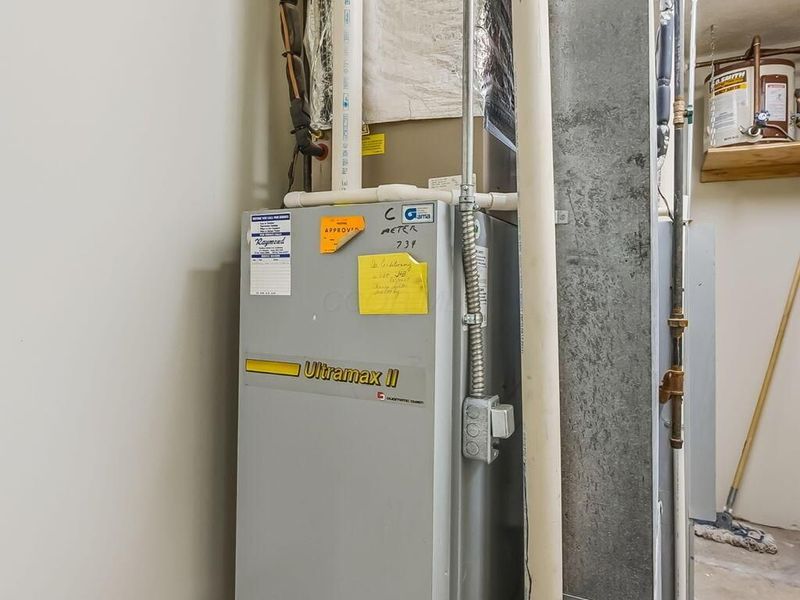 412 E River Street, Elyria, OH 44035 Photo 127