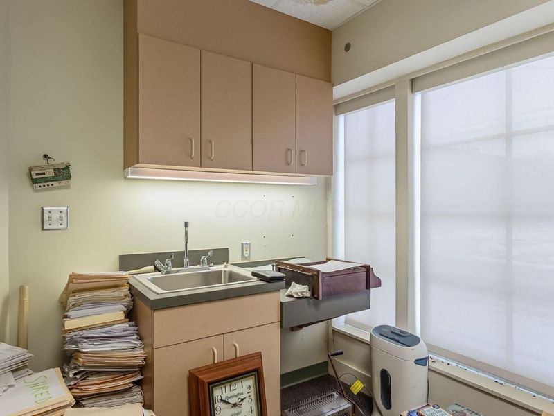 412 E River Street, Elyria, OH 44035 Photo 130