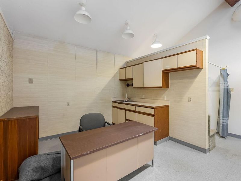 412 E River Street, Elyria, OH 44035 Photo 160