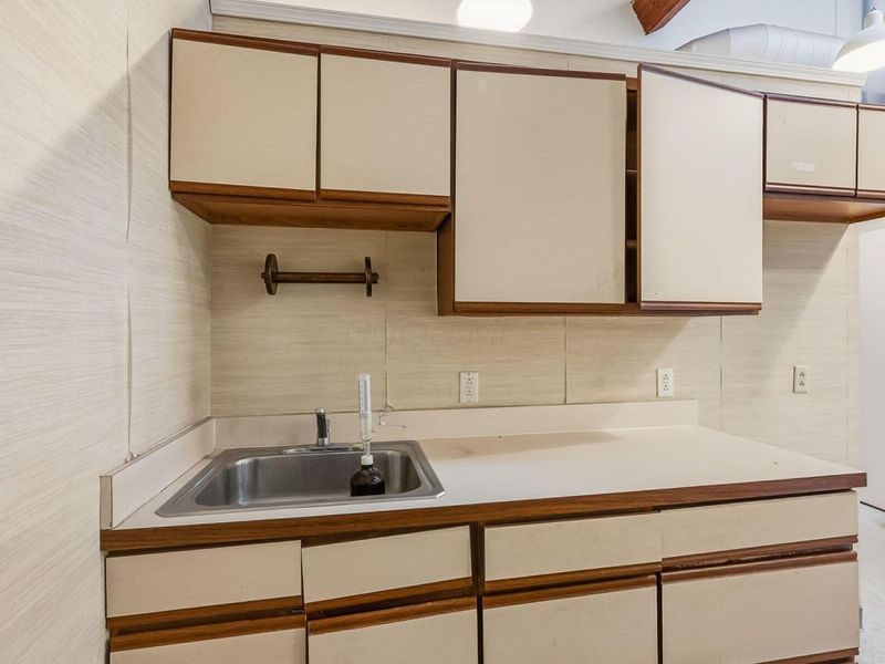 412 E River Street, Elyria, OH 44035 Photo 161