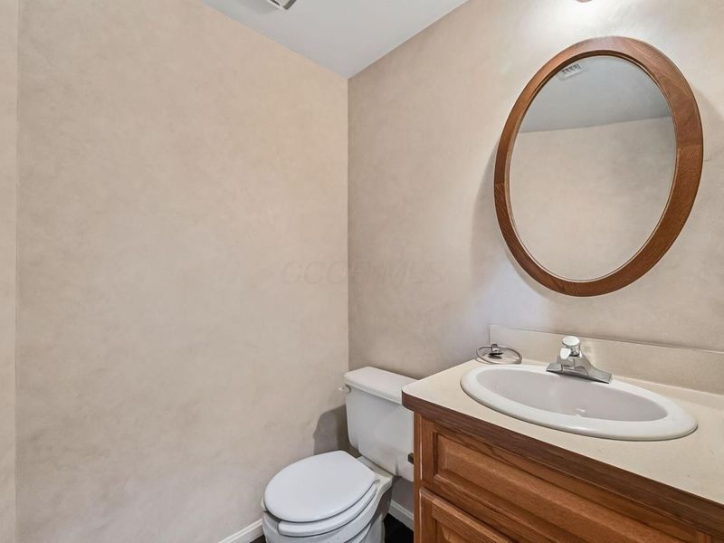 412 E River Street, Elyria, OH 44035 Photo 171