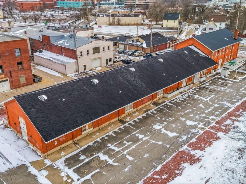 412 E River Street, Elyria, OH 44035 Photo 28