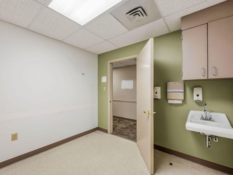 412 E River Street, Elyria, OH 44035 Photo 42