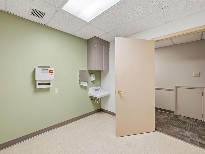 412 E River Street, Elyria, OH 44035 Photo 52