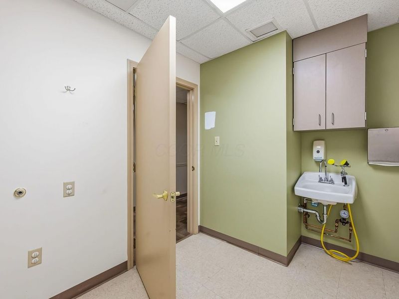 412 E River Street, Elyria, OH 44035 Photo 58