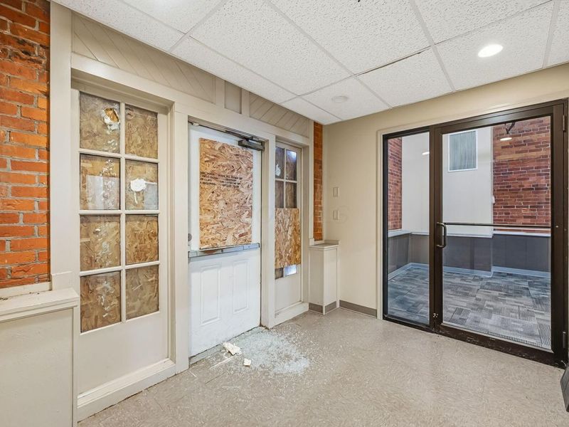 412 E River Street, Elyria, OH 44035 Photo 66