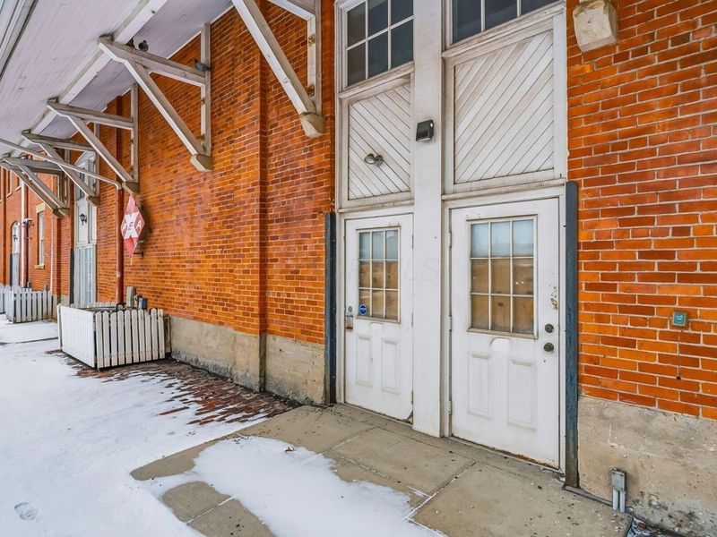 412 E River Street, Elyria, OH 44035 Photo 7