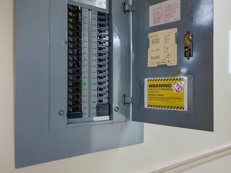 412 E River Street, Elyria, OH 44035 Photo 87