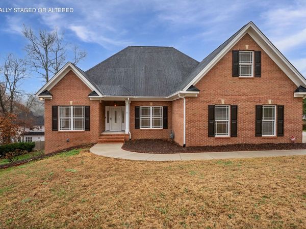 339 Knoll Creek Circle, Chattanooga, TN 37415