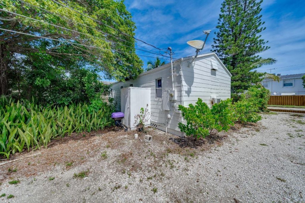 2405-2407 N East Coast Street, Lake Worth Beach, FL 33460 Photo