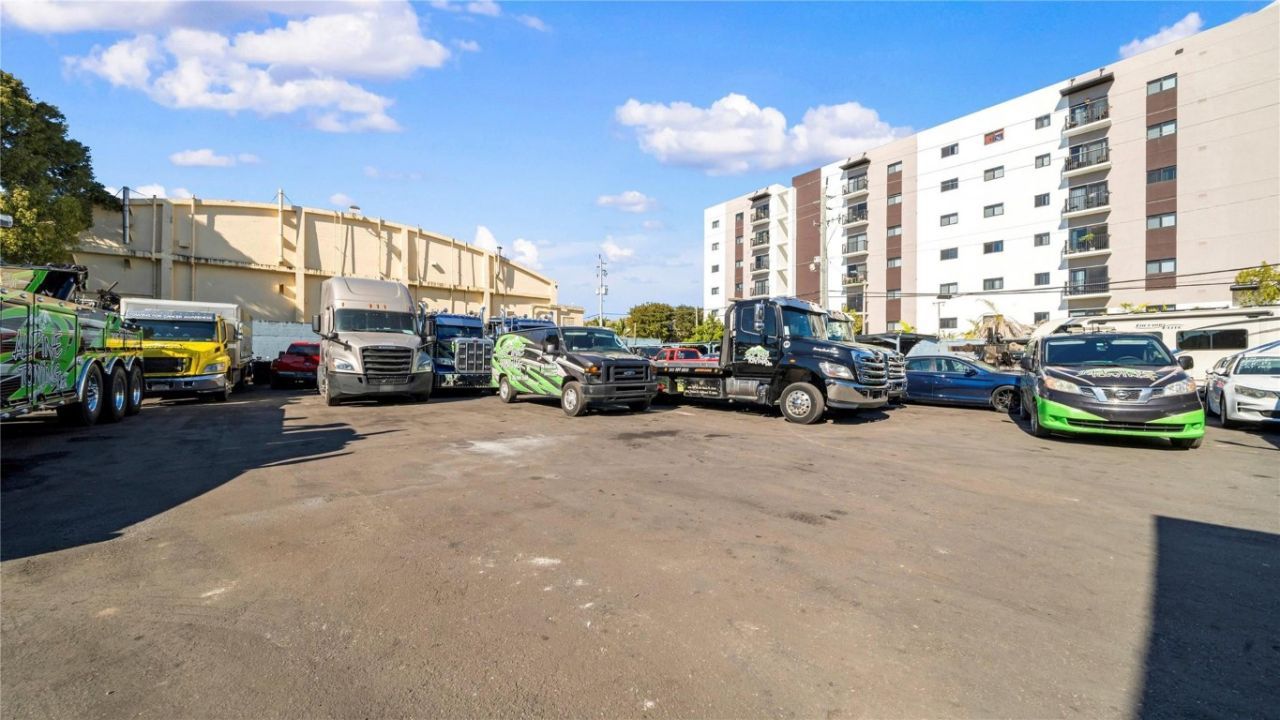 820 NW 23rd St, Miami, FL 33127 Photo