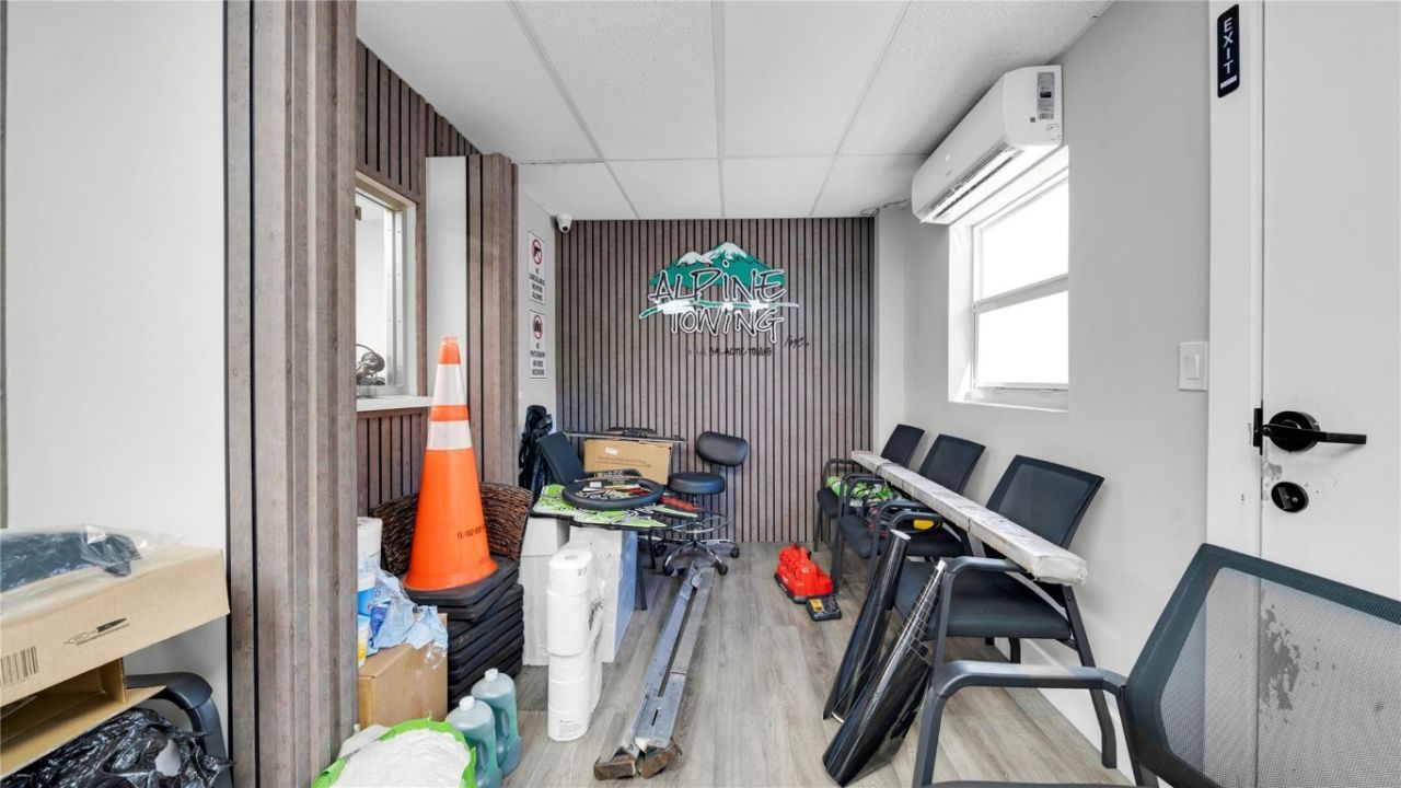 820 NW 23rd St, Miami, FL 33127 Photo