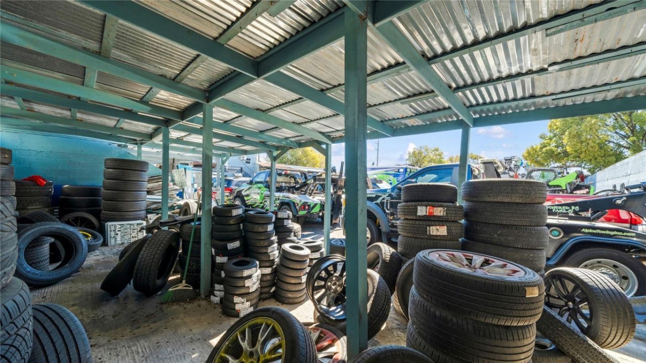 820 NW 23rd St, Miami, FL 33127 Photo