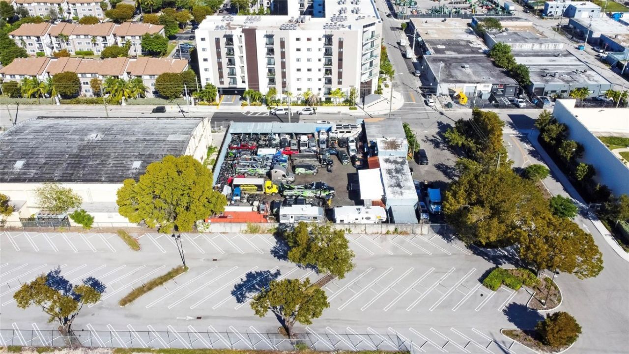 820 NW 23rd St, Miami, FL 33127 Photo