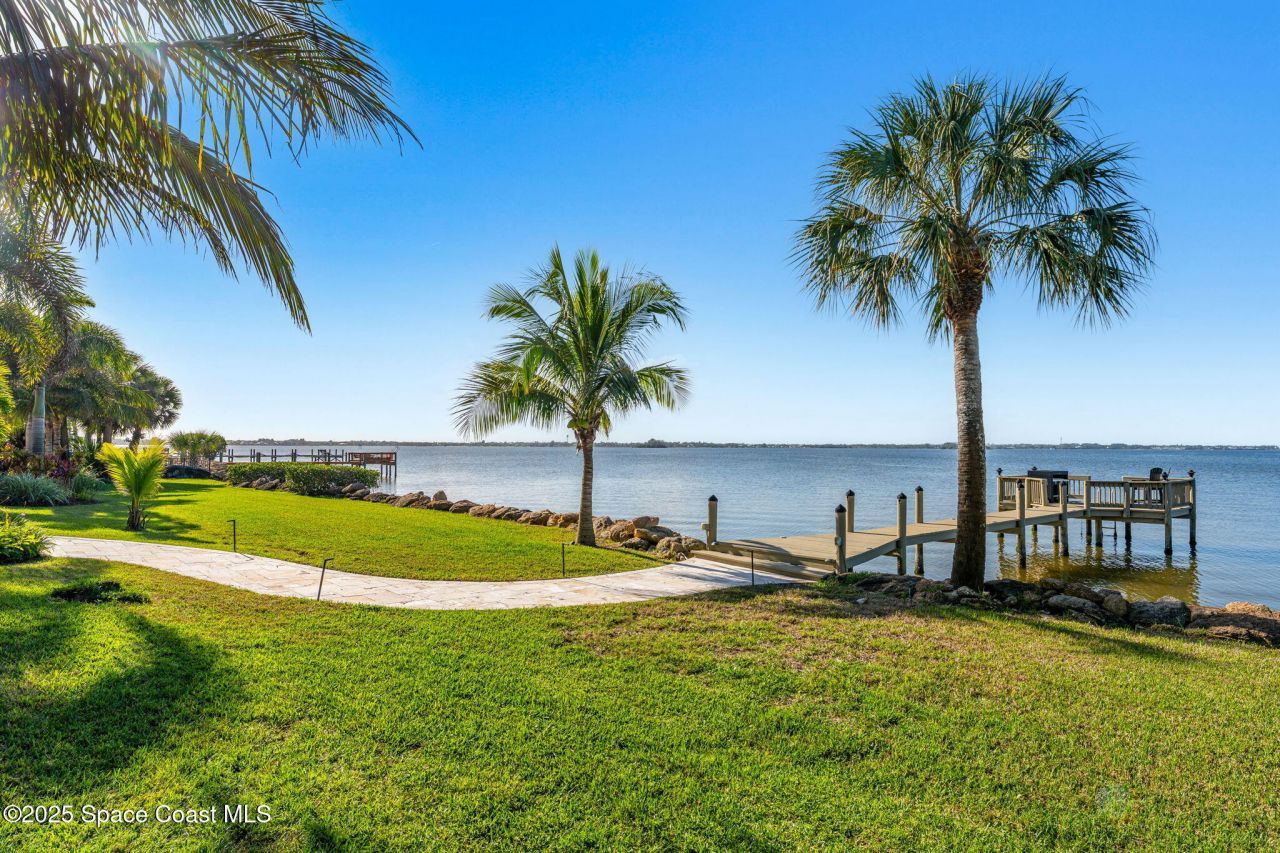 467 Spoonbill Lane, Melbourne Beach, FL 32951 Photo