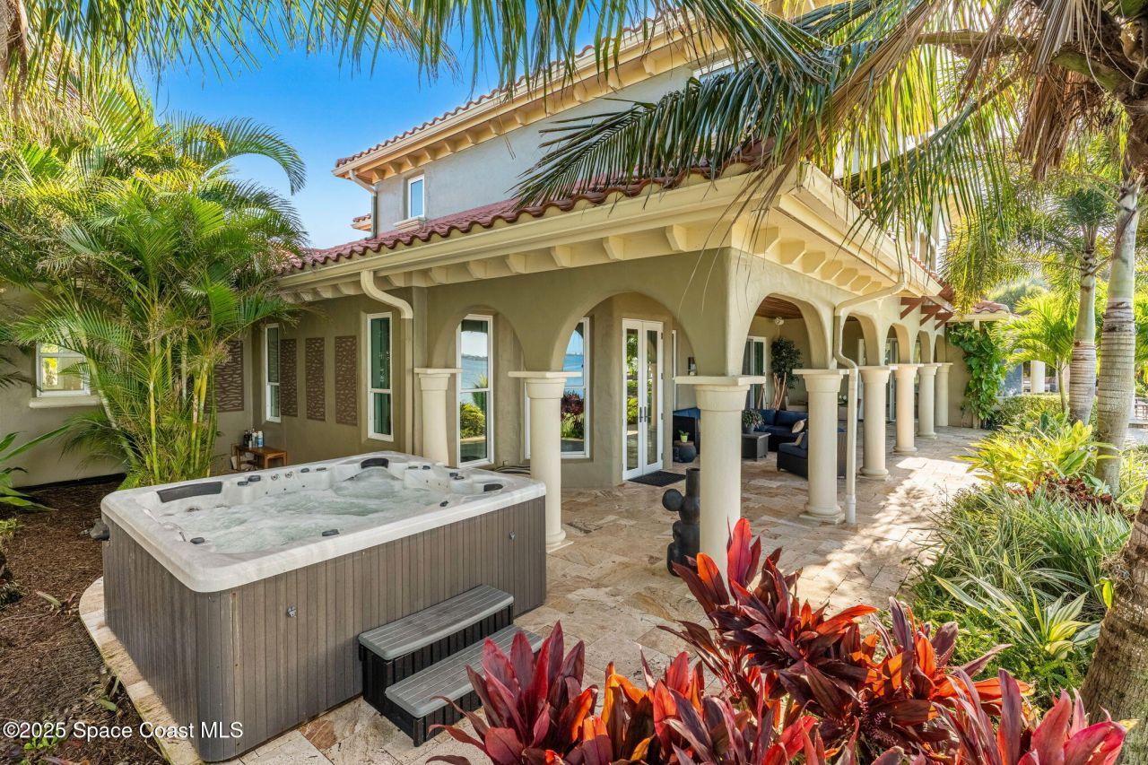 467 Spoonbill Lane, Melbourne Beach, FL 32951 Photo