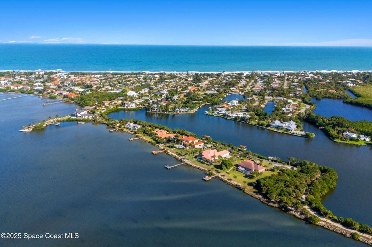 467 Spoonbill Lane, Melbourne Beach, FL 32951 Photo