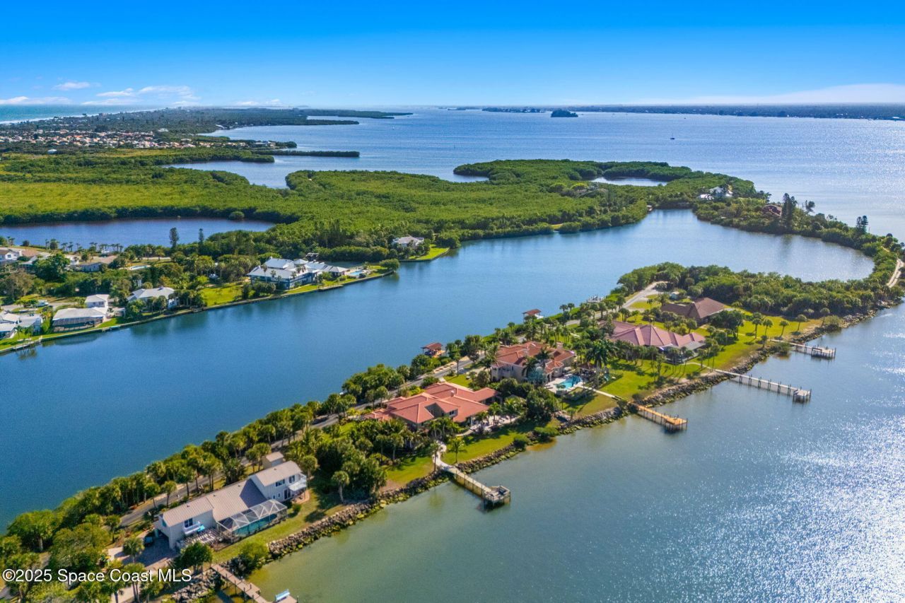 467 Spoonbill Lane, Melbourne Beach, FL 32951 Photo