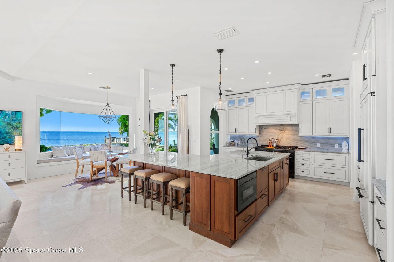 467 Spoonbill Lane, Melbourne Beach, FL 32951 Photo