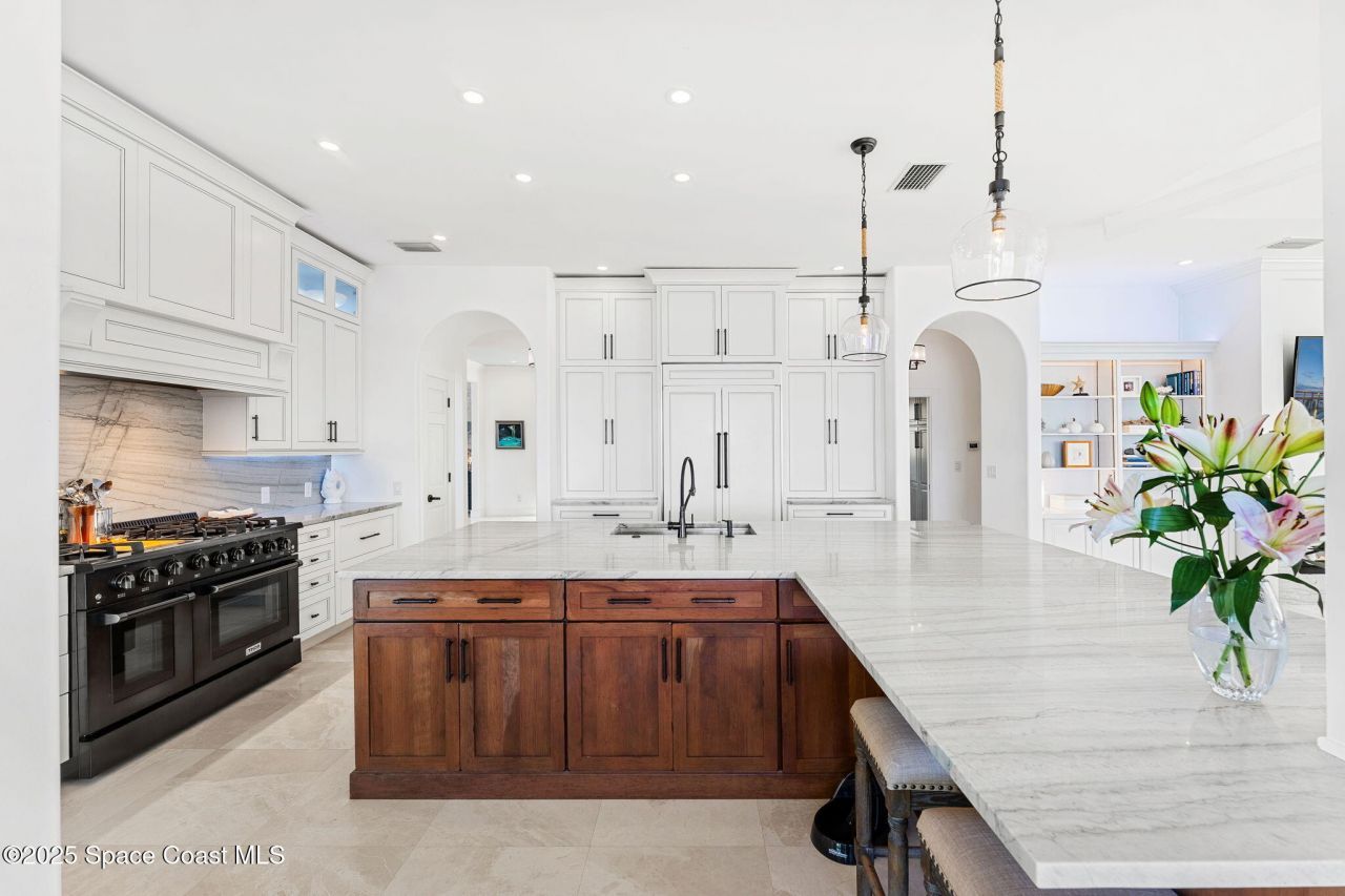 467 Spoonbill Lane, Melbourne Beach, FL 32951 Photo