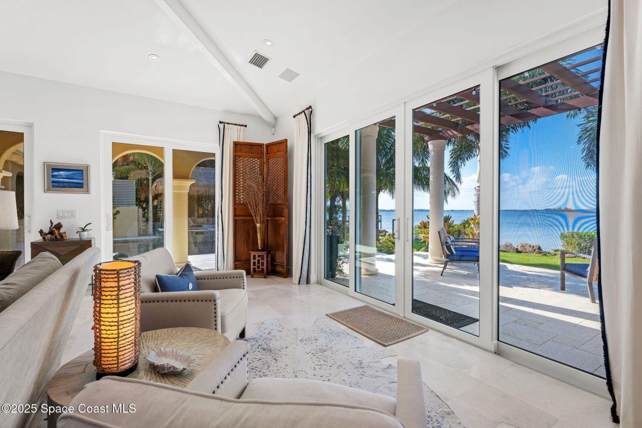 467 Spoonbill Lane, Melbourne Beach, FL 32951 Photo