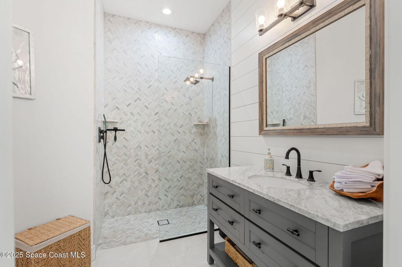 467 Spoonbill Lane, Melbourne Beach, FL 32951 Photo