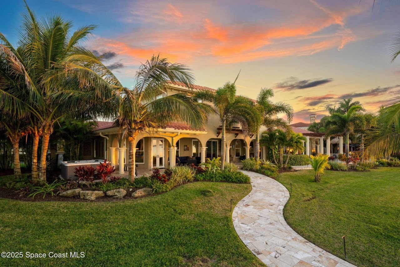 467 Spoonbill Lane, Melbourne Beach, FL 32951 Photo