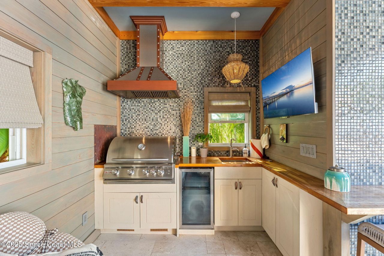 467 Spoonbill Lane, Melbourne Beach, FL 32951 Photo