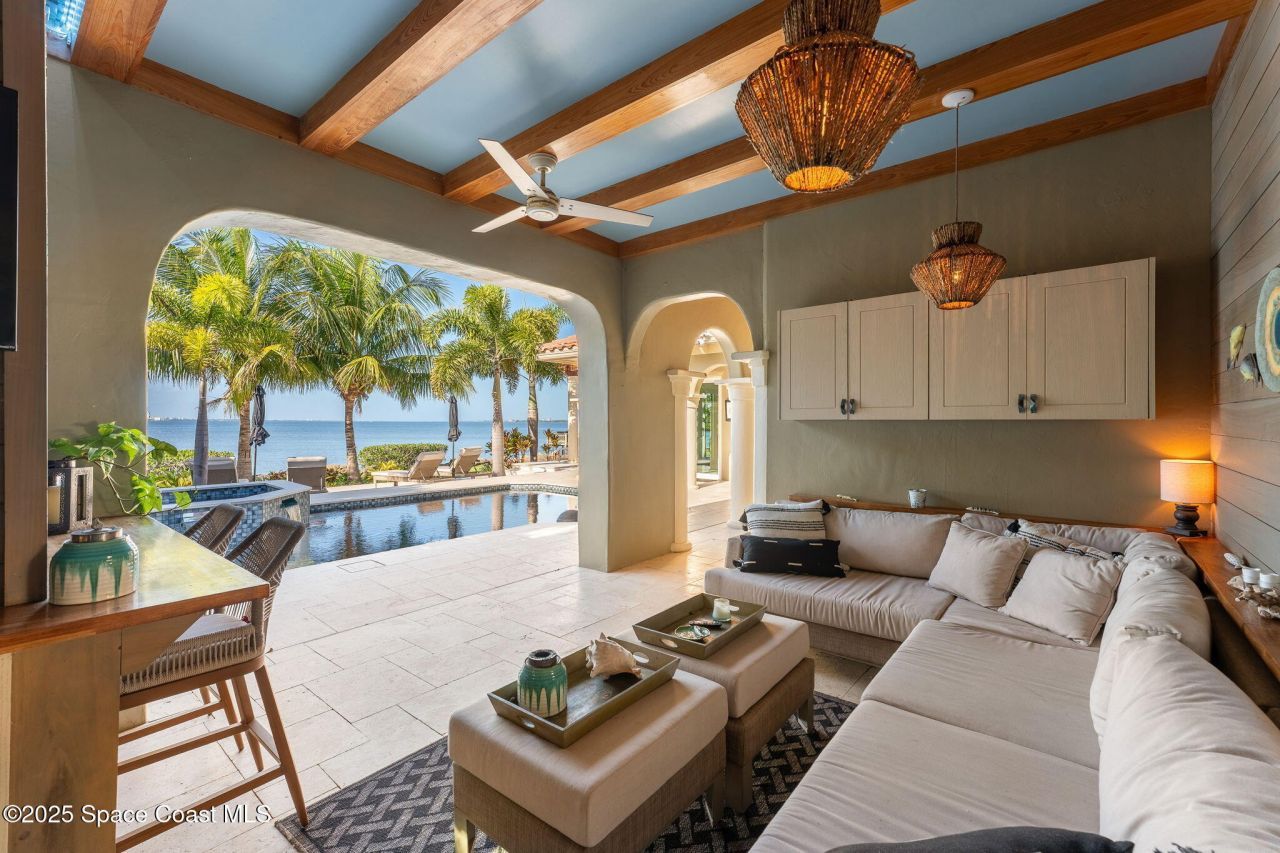 467 Spoonbill Lane, Melbourne Beach, FL 32951 Photo