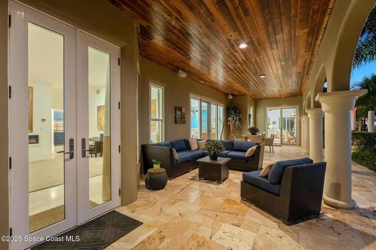 467 Spoonbill Lane, Melbourne Beach, FL 32951 Photo