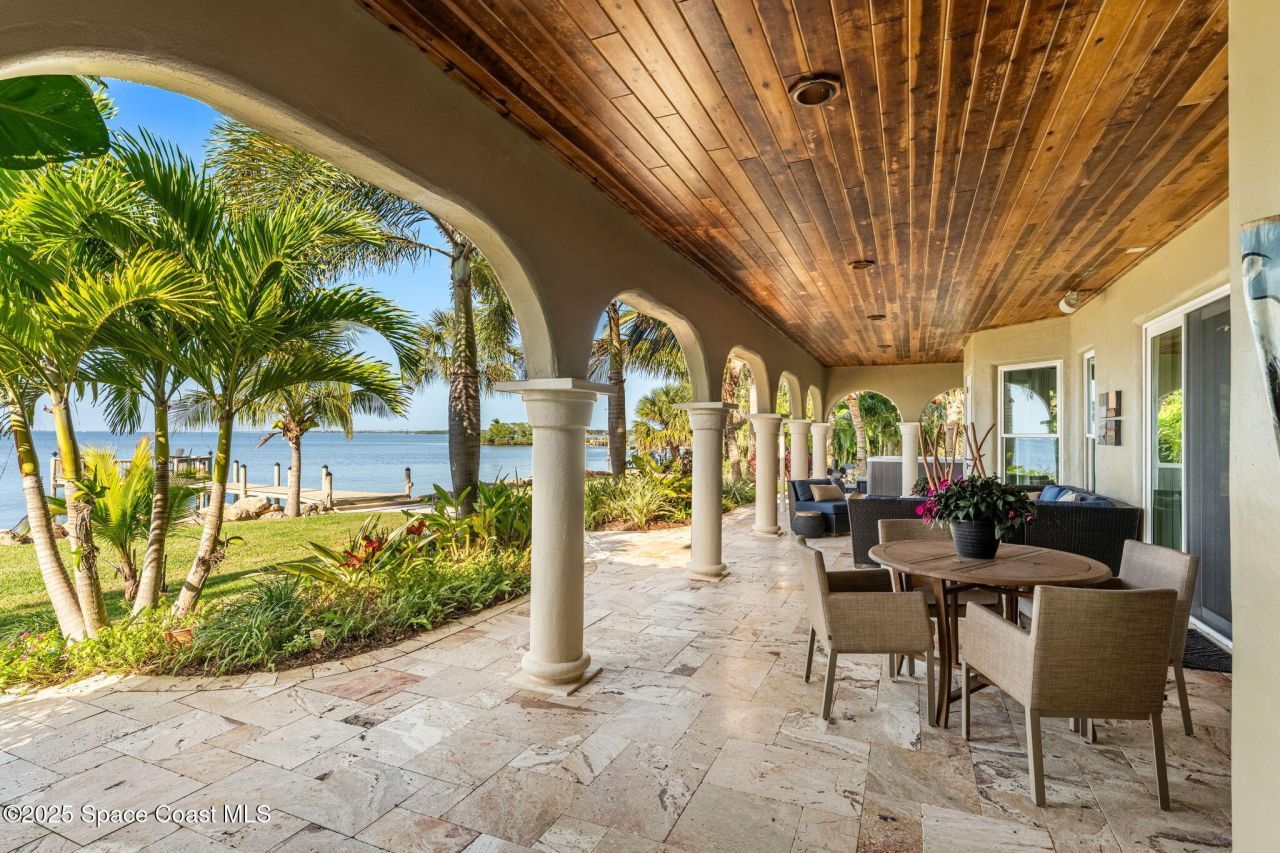 467 Spoonbill Lane, Melbourne Beach, FL 32951 Photo