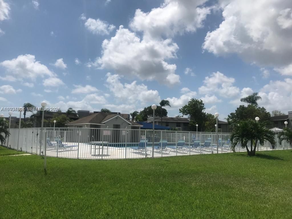 455 NE 210th Cir Ter, Unit 102-18, Miami, FL 33179 Photo