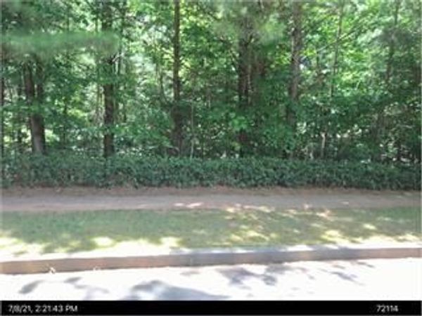 6140 Grand Marina Circle, Gainesville, GA 30506