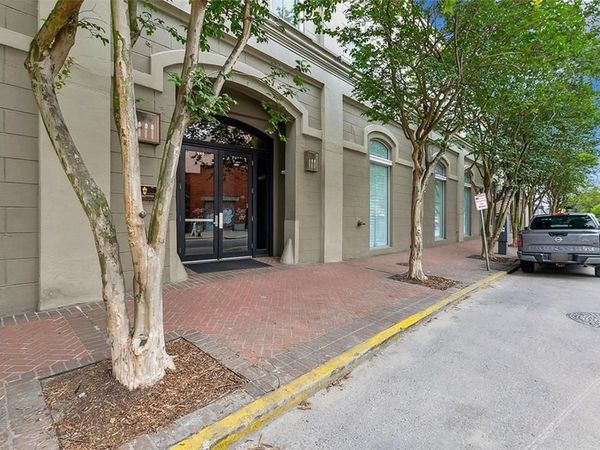 840 TCHOUPITOULAS Street, Unit 101, New Orleans, LA 70130