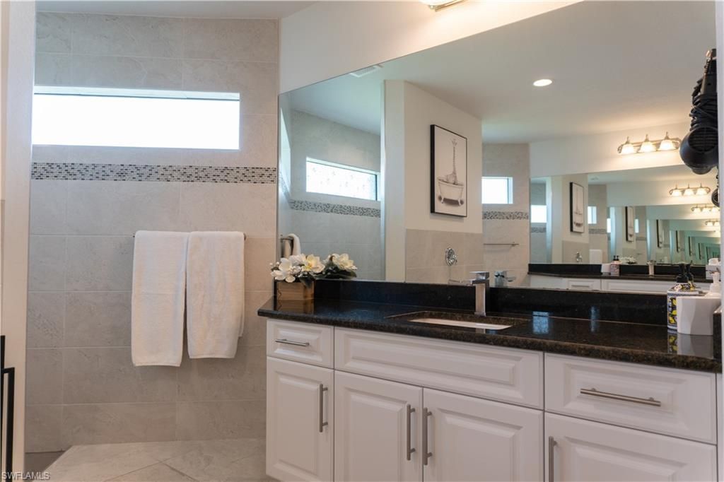 3318 SW 8th Pl, Cape Coral, FL 33914 Photo