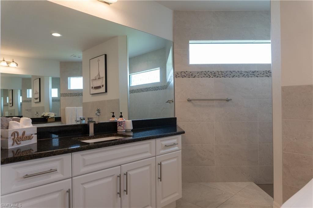 3318 SW 8th Pl, Cape Coral, FL 33914 Photo