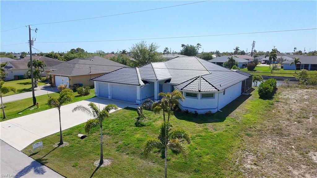 3318 SW 8th Pl, Cape Coral, FL 33914 Photo