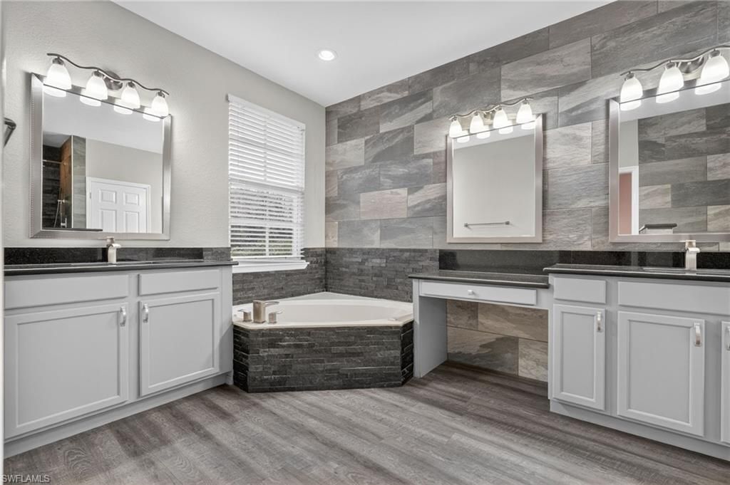 4048 Cherrybrook Loop, Fort Myers, FL 33966 Photo