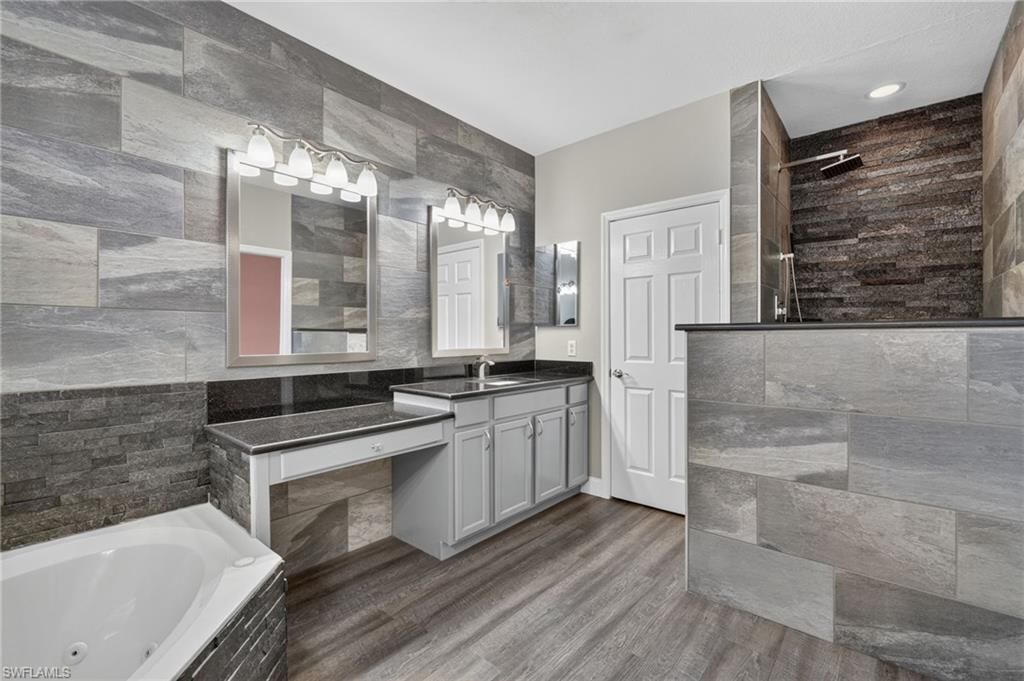 4048 Cherrybrook Loop, Fort Myers, FL 33966 Photo