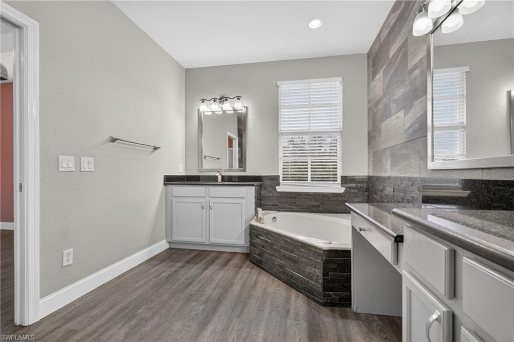 4048 Cherrybrook Loop, Fort Myers, FL 33966 Photo