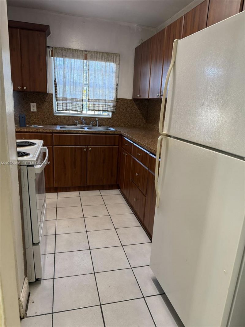 4541 NW 190th St, Miami Gardens, FL 33055 Photo