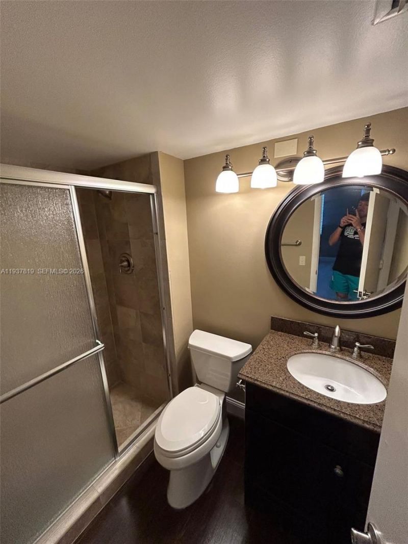 3001 W Rolling Hills Cir, Unit 705, Davie, FL 33328 Photo