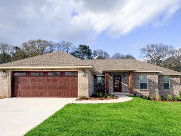 76 Meadow Breeze Rd., Sumrall, MS 39482