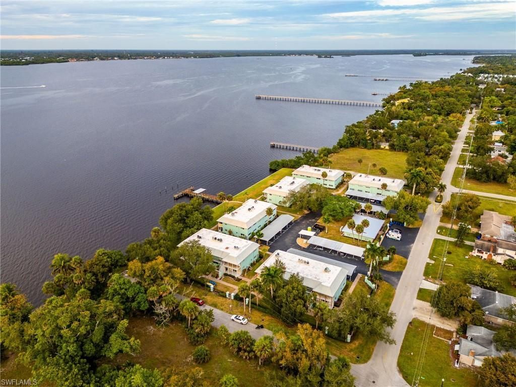 3225 E Riverside Dr, Unit 31C, Fort Myers, FL 33916 Photo