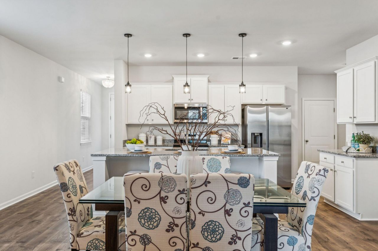 223 Silver Creek Drive Photo 20