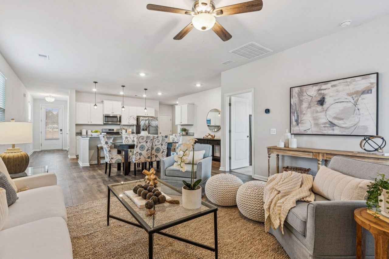 223 Silver Creek Drive Photo 24